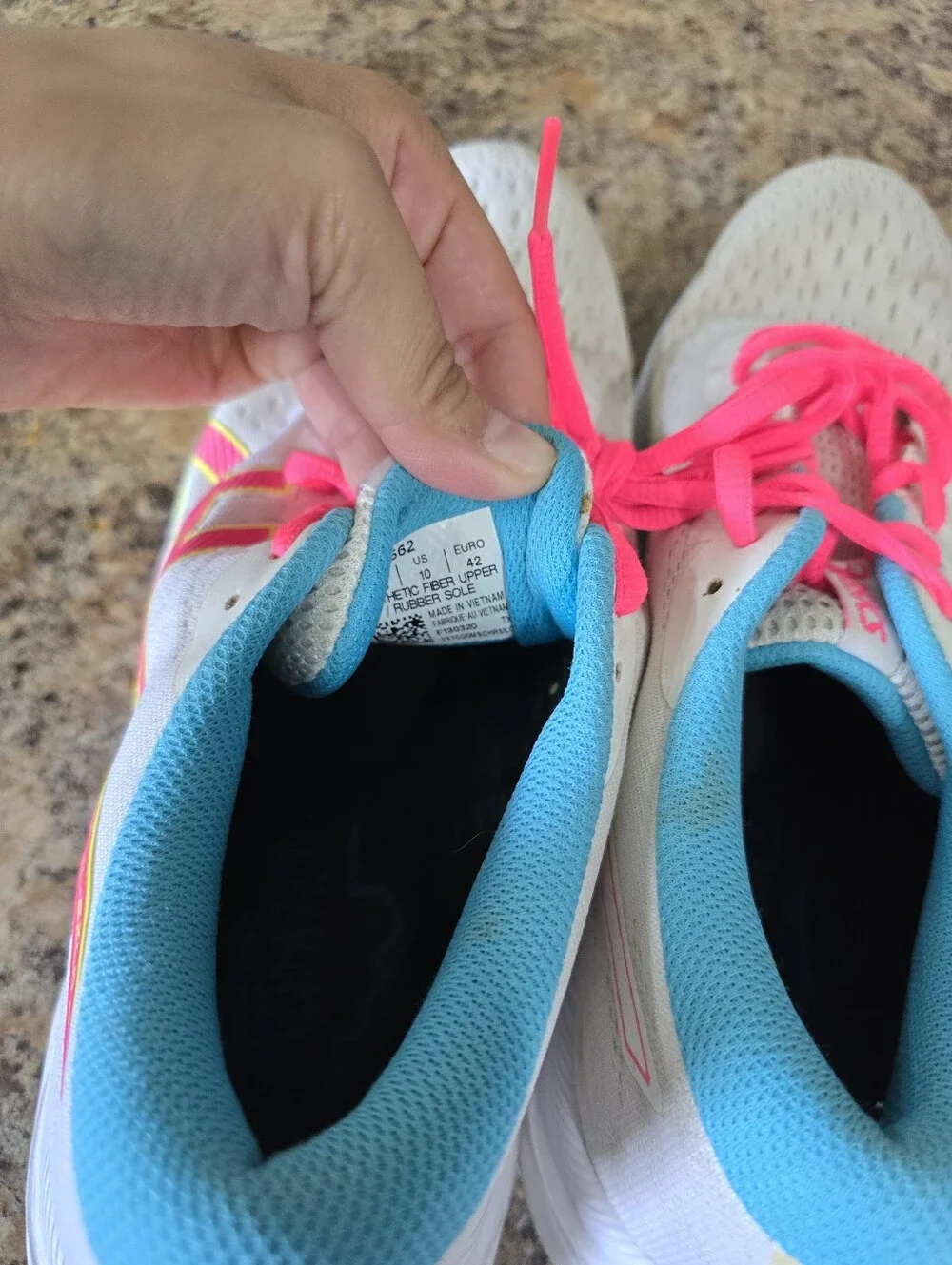 Asics Women Shoes Size 10 Like New